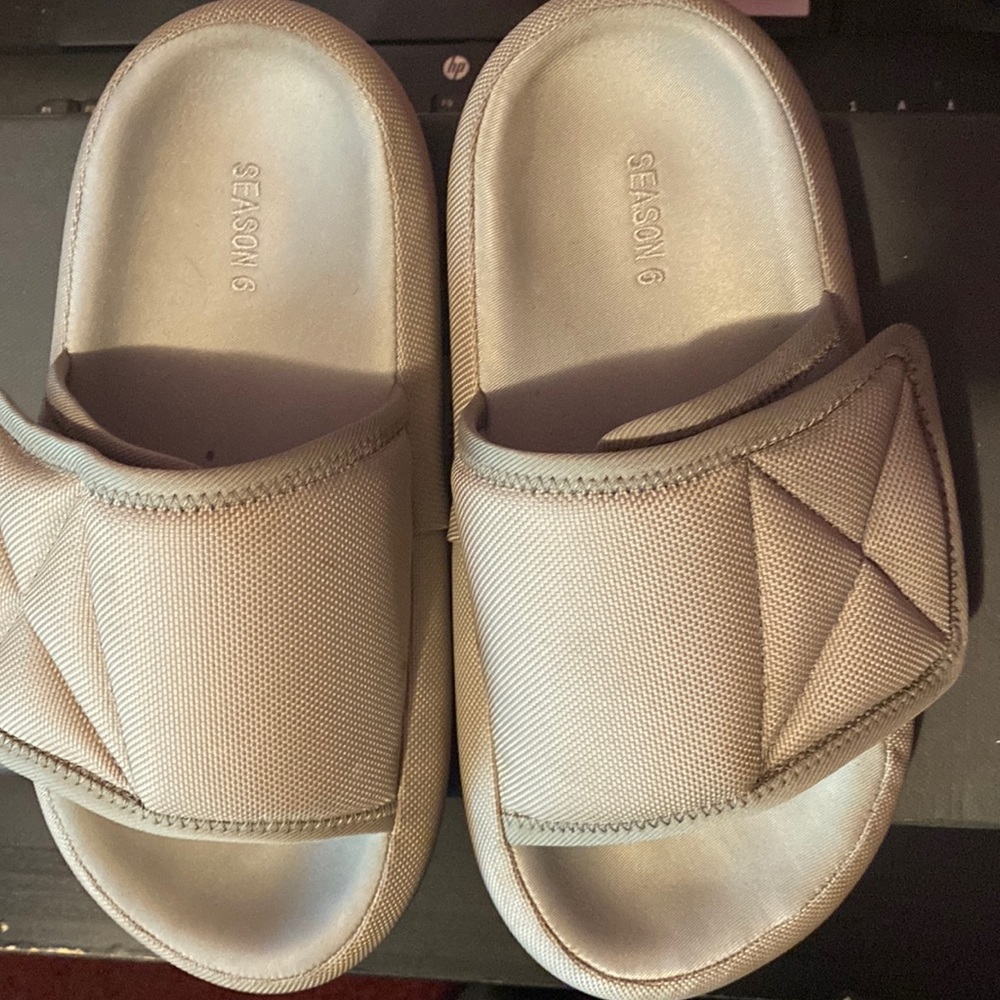 Original Yeezy Nylon Slipper